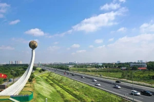 Đẩy mạnh phong trào thi đua, phấn đấu hoàn thành nhiệm vụ cơ cấu lại hoạt động