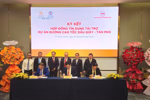 Ký kết hợp đồng tín dụng Dự án cao tốc Dầu Giây - Tân Phú