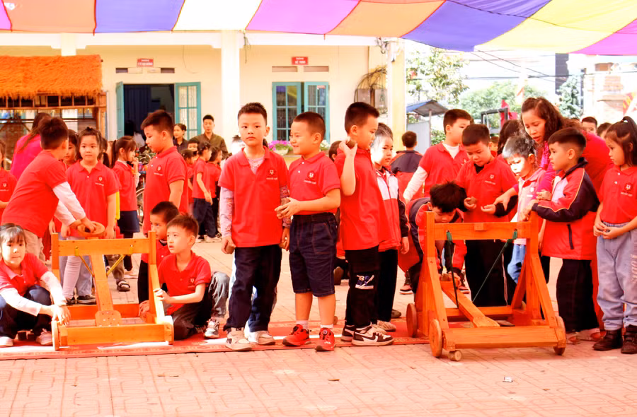 Ngày hội STEM đem đến nhiều niềm vui cho học sinh tiểu học