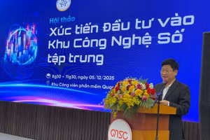 Ông Nguyễn Khắc Lịch, Cục trưởng Cục Công nghiệp Công nghệ thông tin (Bộ Khoa học và Công nghệ) phát biểu tại hội thảo. Ảnh: Hà An.