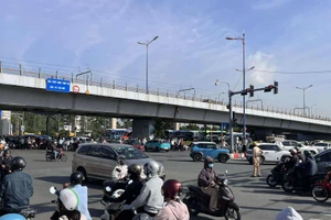 Cầu vượt thép tại ngã tư Thủ Đức, TPHCM. Ảnh: TTXVN.