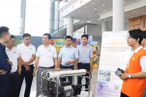 Hệ thống xử lý nước của Trường Đại học Việt Đức giới thiệu tại ngày hội. Ảnh: Cổng TTĐT TPHCM.