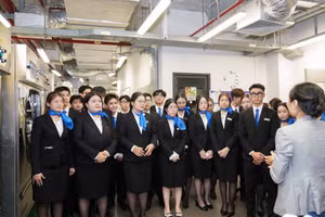 Sinh viên năm nhất ngành Quản trị khách sạn học tập trải nghiệm tại Vũng Tàu.