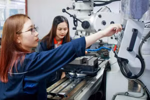 Phòng thực hành tại Trường Đại học Công Thương TPHCM. Ảnh: V.Vũ