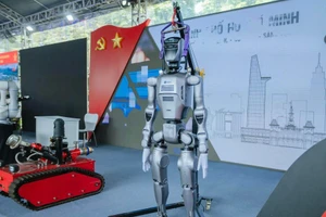 Robot được giới thiệu tại triển lãm Đại hội đại biểu Đảng bộ TPHCM. Ảnh: Sở KHCN TPHCM.