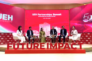 Các đại biểu thảo luận mô hình hợp tác đa phương tại sự kiện. Ảnh: Hà A.