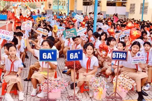 Học sinh Trường THCS Lương Định Của, phường Cát Lái (TPHCM) tại lễ khai giảng năm học 2025 - 2026. Ảnh: MH.