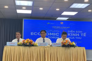 Ông Lê Trường Duy, Giám đốc Trung tâm Cách mạng Công nghiệp lần thứ 4 chia sẻ thông tin về Diễn đàn Kinh tế mùa thu sáng 14/11. Ảnh: Hà An.