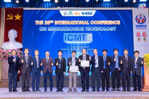 Các chuyên gia, nhà khoa học nhiều nước trên thế giới tham gia hội thảo quốc tế về cơ điện tử. Ảnh: HCMUTE.