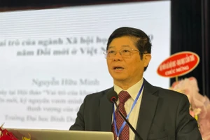 GS.TS Nguyễn Hữu Minh, Chủ tịch Hội Xã hội học Việt Nam phát biểu tại sự kiện. Ảnh: Hà An.