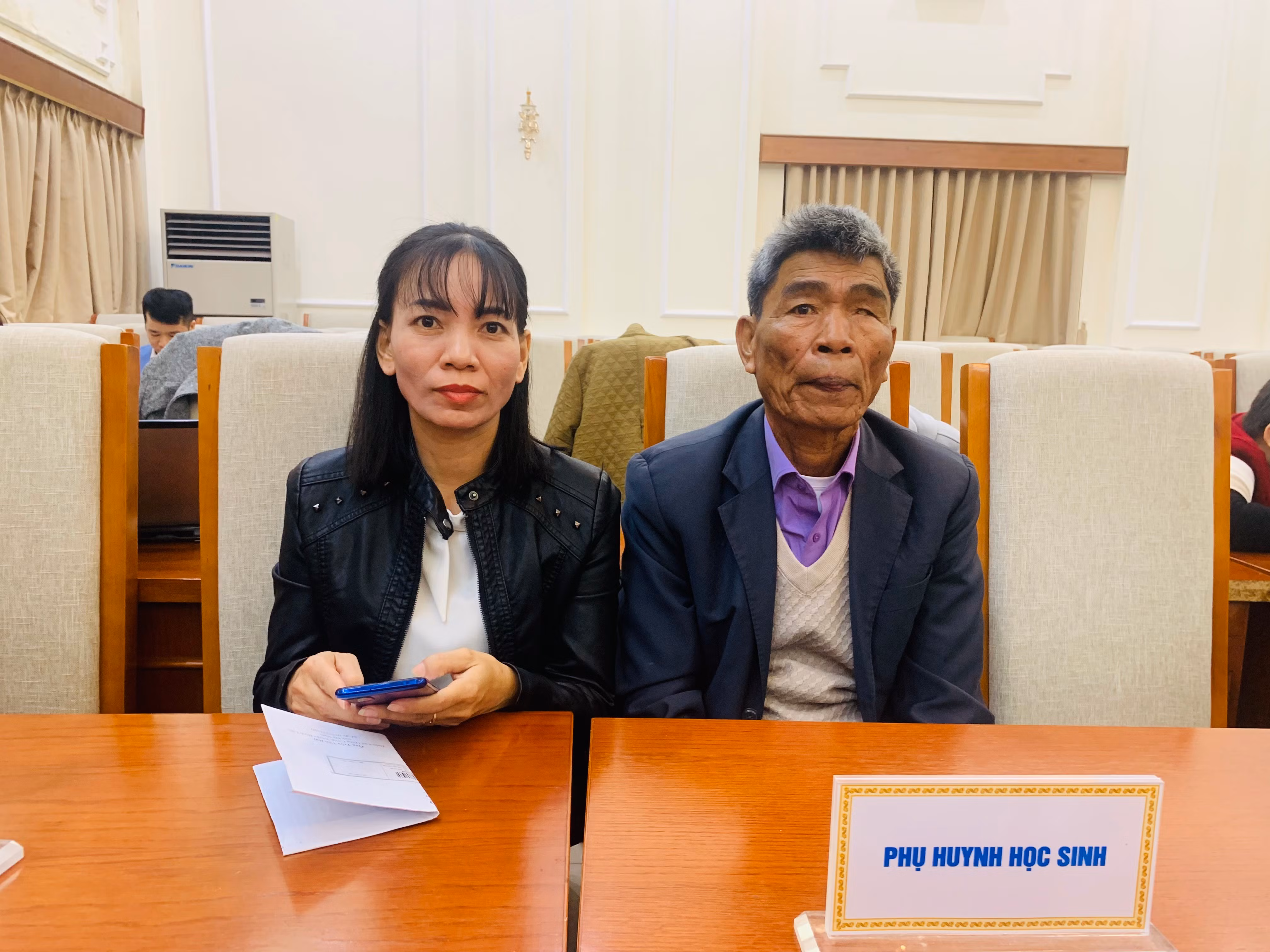 Mẹ và ông ngoại của Trần Đức Minh