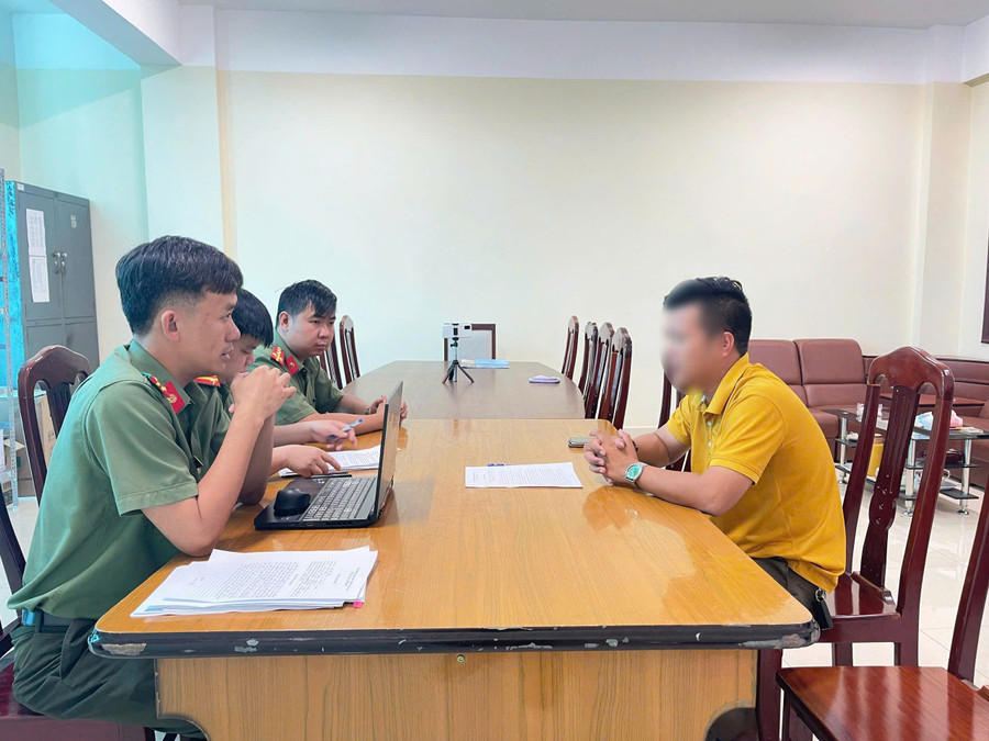 Công an tỉnh Lâm Đồng triệu tập 4 cá nhân đăng tải clip cũ liên quan an ninh sân bay Liên Khương. z7118407804698-b19a741bc917e183feaf7d71f15ba22b.jpg