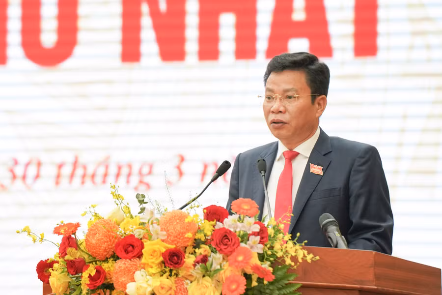 Tân Chủ tịch HĐND tỉnh Lâm Đồng khóa XI nhiệm kỳ 2026-2031 Lưu Văn Trung phát biểu nhận nhiệm vụ.