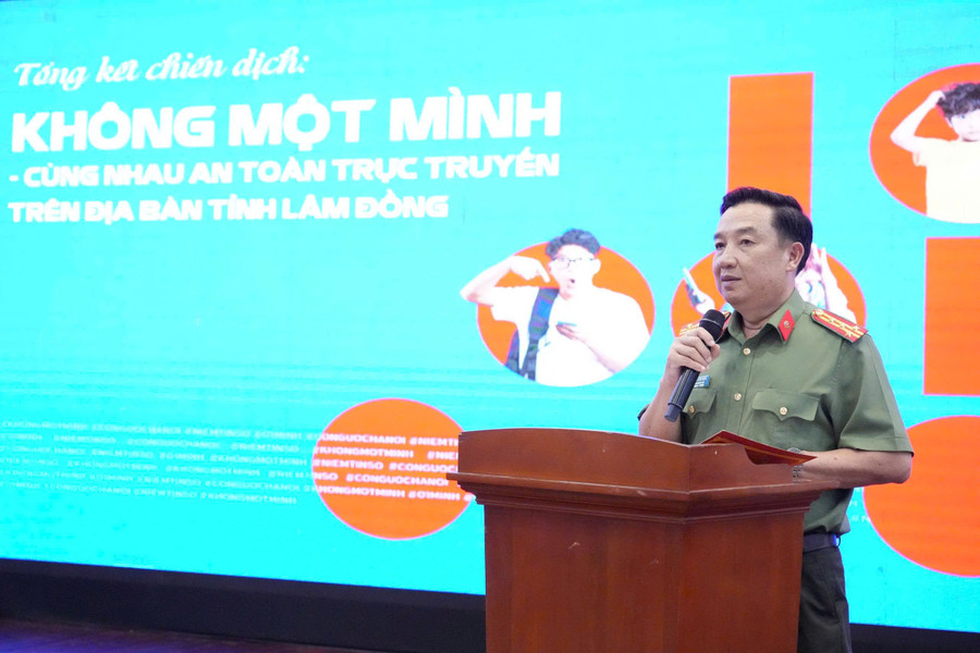 Đại tá Trần Văn Mười, Phó Giám đốc Công an tỉnh Lâm Đồng phát biểu. z7325894109270-ef1de835fcec3a752f8cb912620910b6.jpg