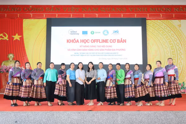 Khóa học kỹ năng sáng tạo nội dung và hình ảnh bán hàng sản phẩm địa phương.