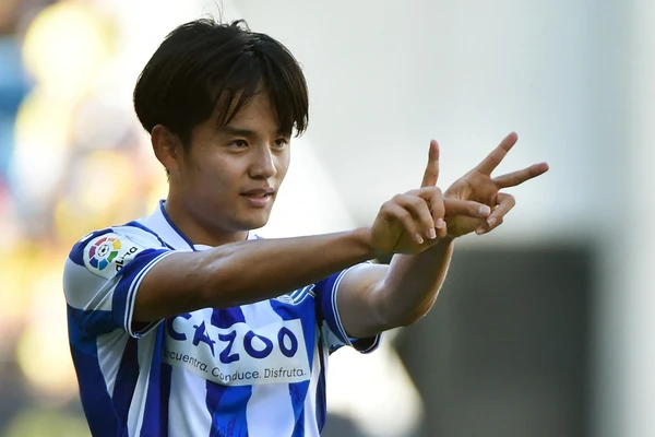 Takefusa Kubo sáng cửa gia nhập Tottenham.