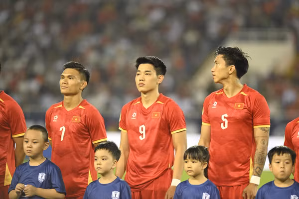 Đình Bắc tịt ngòi trận gặp Singapore. Ảnh: Như Hoàn.