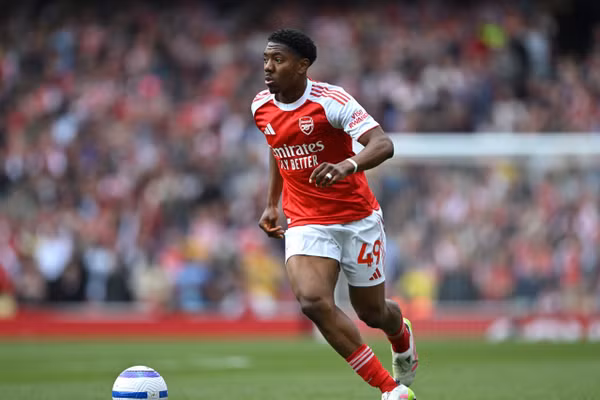 Man United nhắm sao trẻ Arsenal
