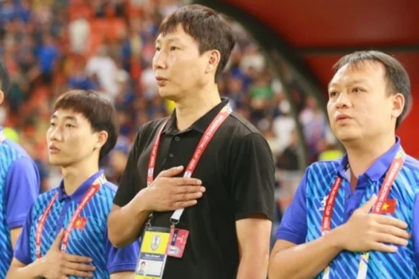 Báo Hàn Quốc ca ngợi HLV Kim Sang Sik và U23 Việt Nam