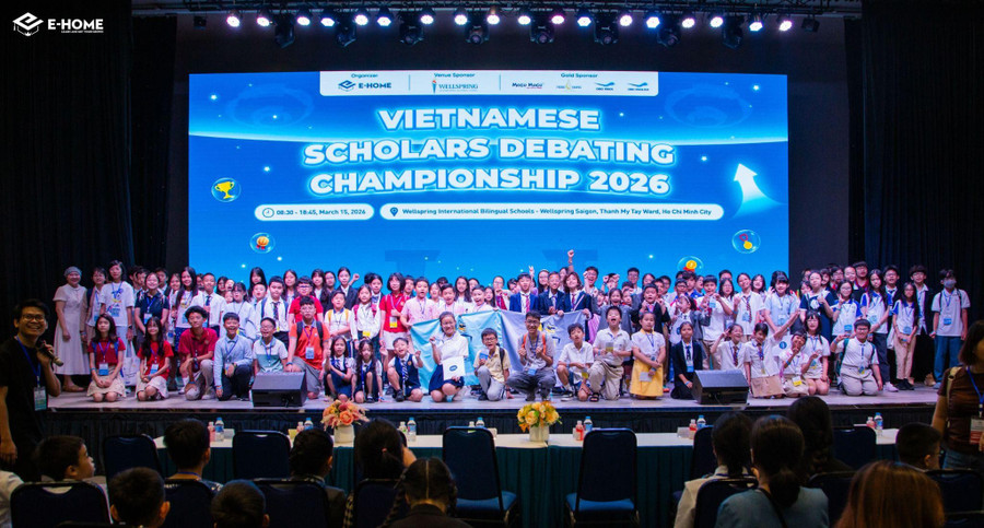 ‘Sân chơi’ tranh biện tiếng Anh thu hút đông đảo học sinh tham gia. 