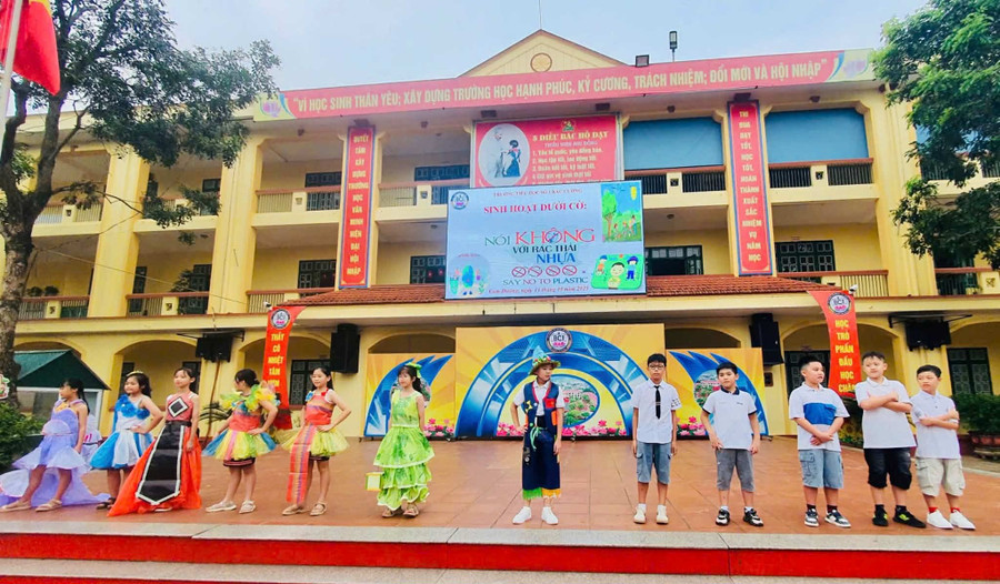 Hoạt động ngoại khóa của học sinh về chủ đề bảo vệ môi trường. bac-cuong-8.jpg