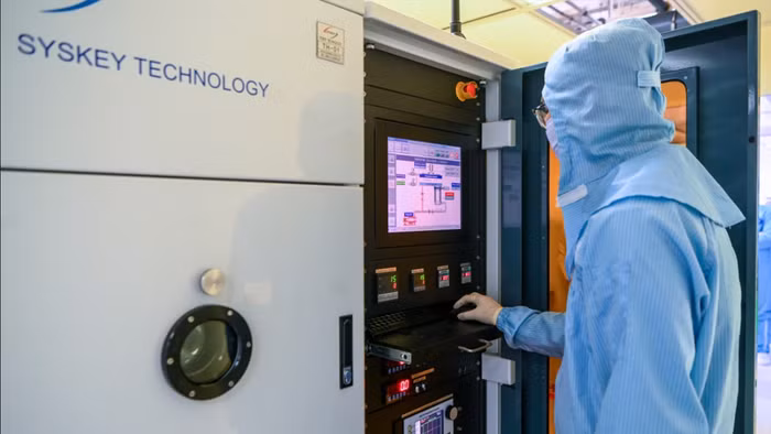 'Hút nhân tài' bằng học bổng STEM