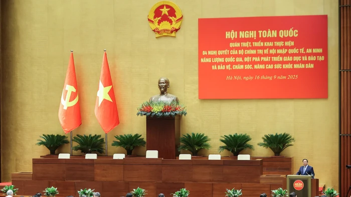 Thủ tướng Phạm Minh Chính trình bày chuyên đề về Nghị quyết 71.