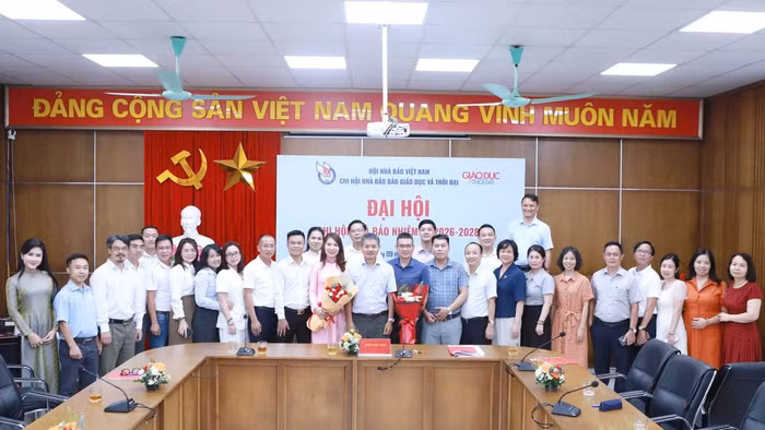 Đại hội Chi hội Nhà báo Báo Giáo dục và Thời đại nhiệm kỳ 2026 – 2028 diễn ra thành công tốt đẹp.