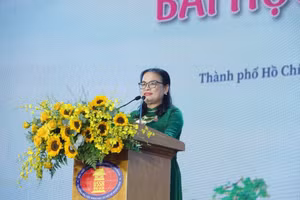 GS.TS Ngô Thị Phương Lan, Hiệu trưởng Trường Đại học Khoa học Xã hội và Nhân văn (Đại học Quốc gia TPHCM). Ảnh: HCMUSSH.