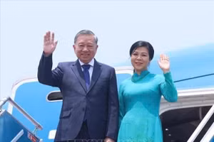 Tổng Bí thư Tô Lâm và Phu nhân rời Hà Nội, lên đường thăm cấp Nhà nước Kazakhstan, Azerbaijan, Belarus và thăm chính thức Liên bang Nga. Ảnh: Thống Nhất/TTXVN.