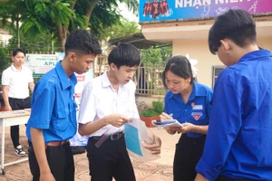 Kỳ thi tuyển sinh lớp 10 tại Trường THPT Lộc Ninh (tỉnh Bình Phước). Ảnh: NTCC.