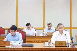 Tổng Bí thư Tô Lâm chủ trì cuộc họp của Bộ Chính trị, Ban Bí thư. (Ảnh: Thống Nhất/TTXVN).