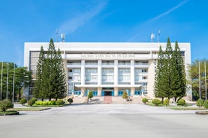 Nhà điều hành Đại học Quốc gia TPHCM. Ảnh: VNUHCM. 
