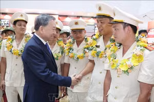 Tổng Bí thư Tô Lâm và các đại biểu. (Ảnh: Thống Nhất/TTXVN)