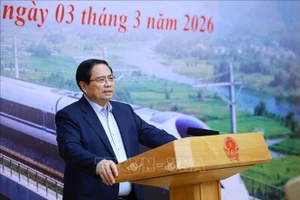 Thủ tướng Phạm Minh Chính chủ trì phiên họp thứ 7 của Ban Chỉ đạo các công trình trọng điểm, dự án quan trọng quốc gia lĩnh vực đường sắt. Ảnh: Dương Giang/TTXVN