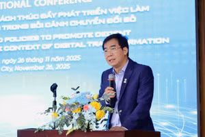 TS Lê Trường Sơn - Hiệu trưởng Trường Đại học Luật TPHCM. Ảnh: HCMULAW. 