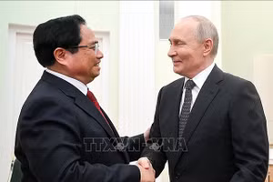 Thủ tướng Phạm Minh Chính hội kiến Tổng thống Nga Vladimir Putin