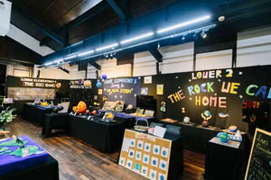 Không gian trưng bày dự án Cosmic Education của học sinh Tiểu học Maya tại Triển lãm Những Dấu Chân Nhỏ - Mùa 4.