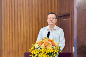 Thứ trưởng Bộ GD&ĐT Nguyễn Văn Phúc tại Hội nghị sơ kết triển khai Chương trình tăng cường kiểm soát và nâng cao chất lượng đào tạo cử nhân luật. Ảnh: Thùy Linh. 