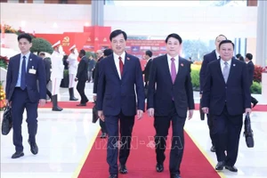 Chủ tịch nước Lương Cường và Bí thư Thành ủy Hà Nội Nguyễn Duy Ngọc đến dự khai mạc Đại hội. Ảnh: TTXVN