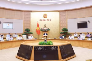 Thủ tướng Phạm Minh Chính chủ trì Phiên họp Chính phủ chuyên đề về xây dựng pháp luật tháng 5 năm 2025. (Ảnh: Dương Giang/TTXVN)