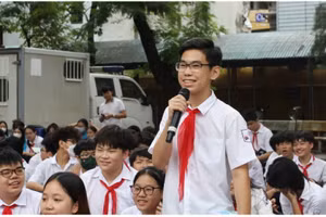 Nhiều nội dung kiến thức được thực hiện dưới dạng trò chơi trả lời câu hỏi giúp học sinh hứng thú.