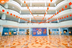 Học sinh THPT FPT sáng tạo nhiều bức tranh ấn tượng và cảm xúc.