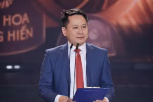 Ông Trương Thành Trung, Ủy viên Ủy ban Trung ương MTTQ Việt Nam, Bí thư Đảng ủy, Tổng Biên tập Báo Đại đoàn kết phát biểu tại Lễ trao giải.