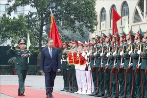 Lễ đón Tổng Bí thư Tô Lâm đến thăm và làm việc với Học viện Kỹ thuật quân sự. Ảnh: Thống Nhất/TTXVN