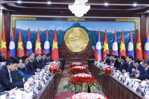 Tổng Bí thư Tô Lâm hội đàm với Tổng Bí thư, Chủ tịch nước Lào Thongloun Sisoulith. Ảnh: Thống Nhất/TTXVN