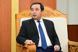 Quyền Bộ trưởng Bộ Nông nghiệp và Môi trường Trần Đức Thắng trả lời phỏng vấn. Ảnh: Tùng Đinh.