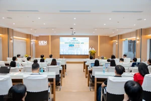 Lễ ra mắt Chương trình Giám đốc điều hành - UEH (UEH CEO Program). Ảnh: UEH. 