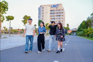 Sinh viên Trường Đại học Quản lý và Công nghệ TPHCM. Ảnh: UMT. 