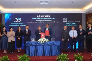 Đại học Quốc gia TP.HCM đã ký kết hợp tác với doanh nghiệp để thực thi mô hình “3 nhà.